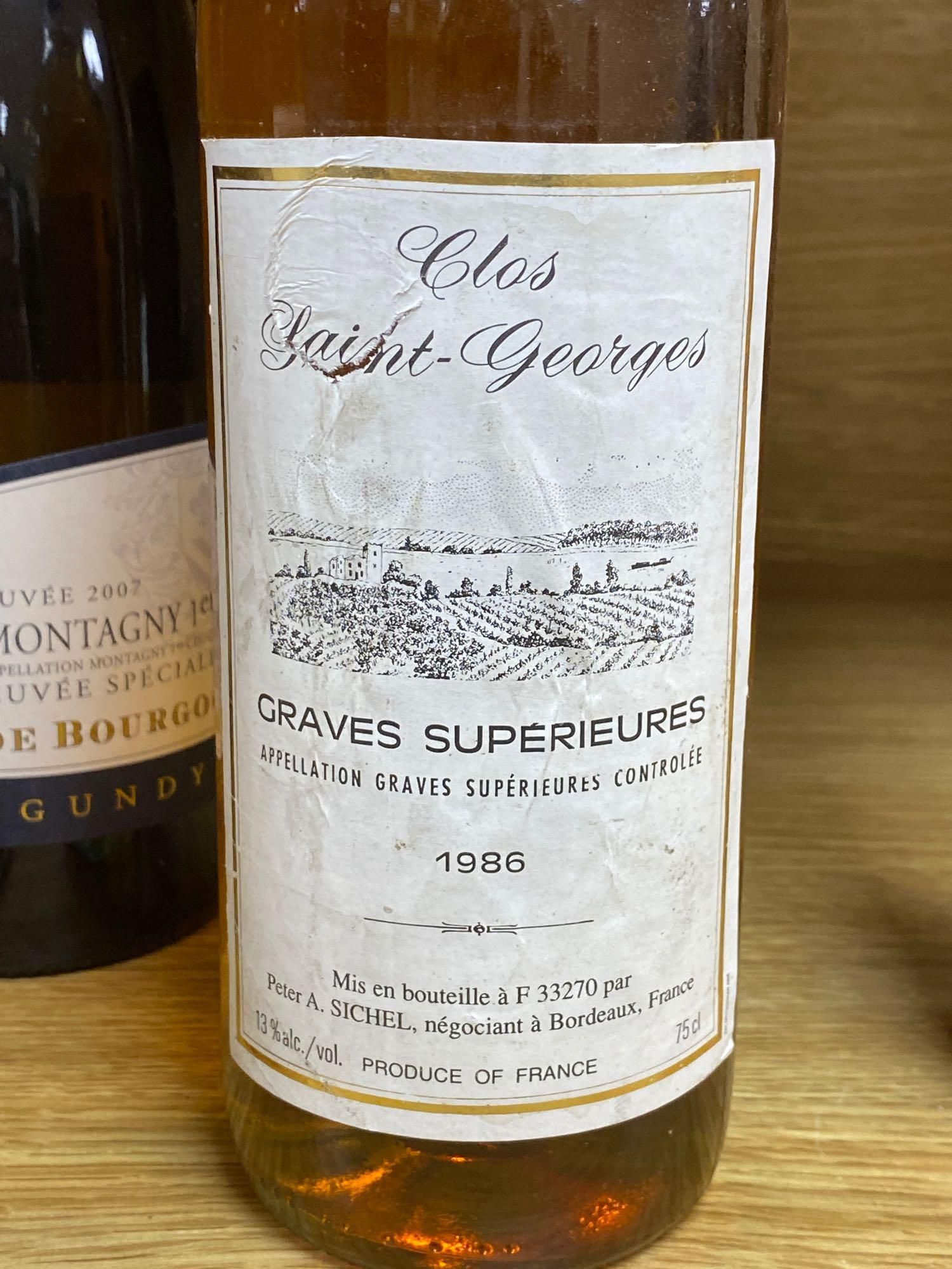 Mixed white wines, including Blason de Bourgogne Montagny 1er Cru Cuvee 2007 (12 bottles),